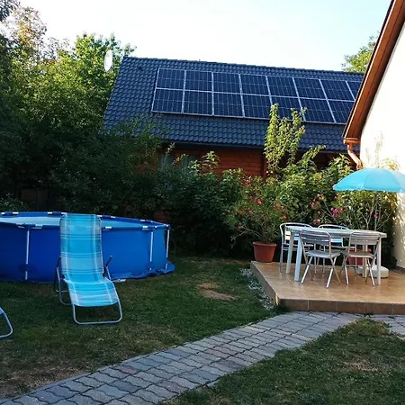 Kek Balaton Nyaralo